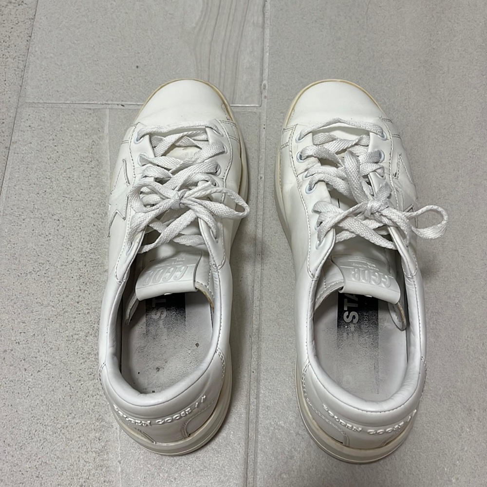 Golden goose sneaker. Size 39